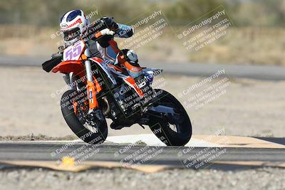 media/Dec-01-2025-Moto Forza (Mon) [[2daa91e15f]]/2-Intermediate Group/Session 3 (Turn 3)/